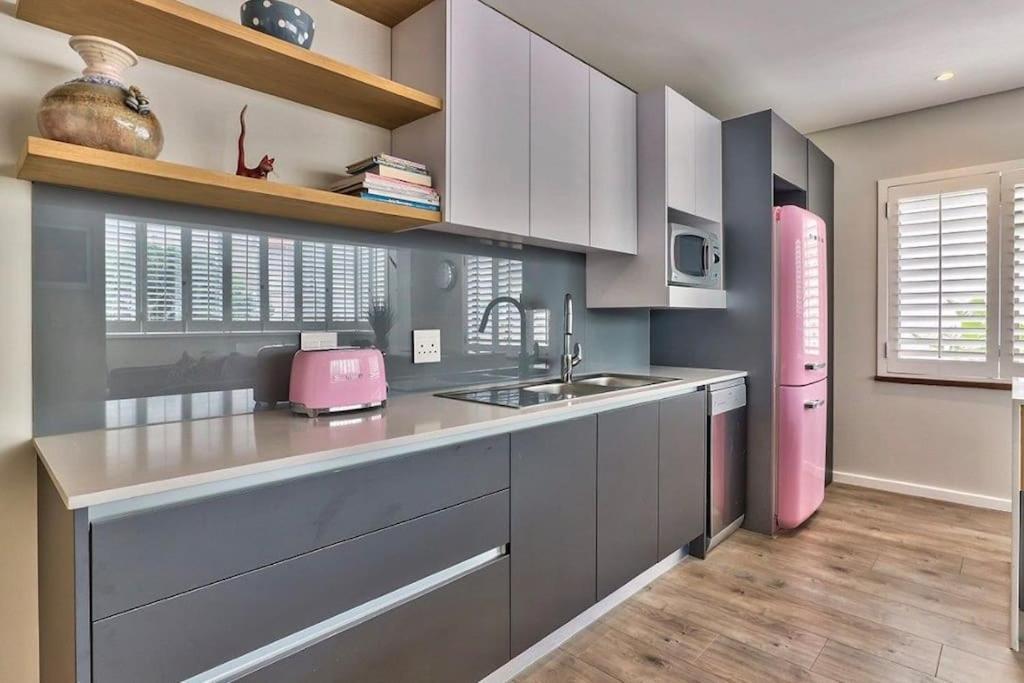 Beachfront Gem With Generator Appartement